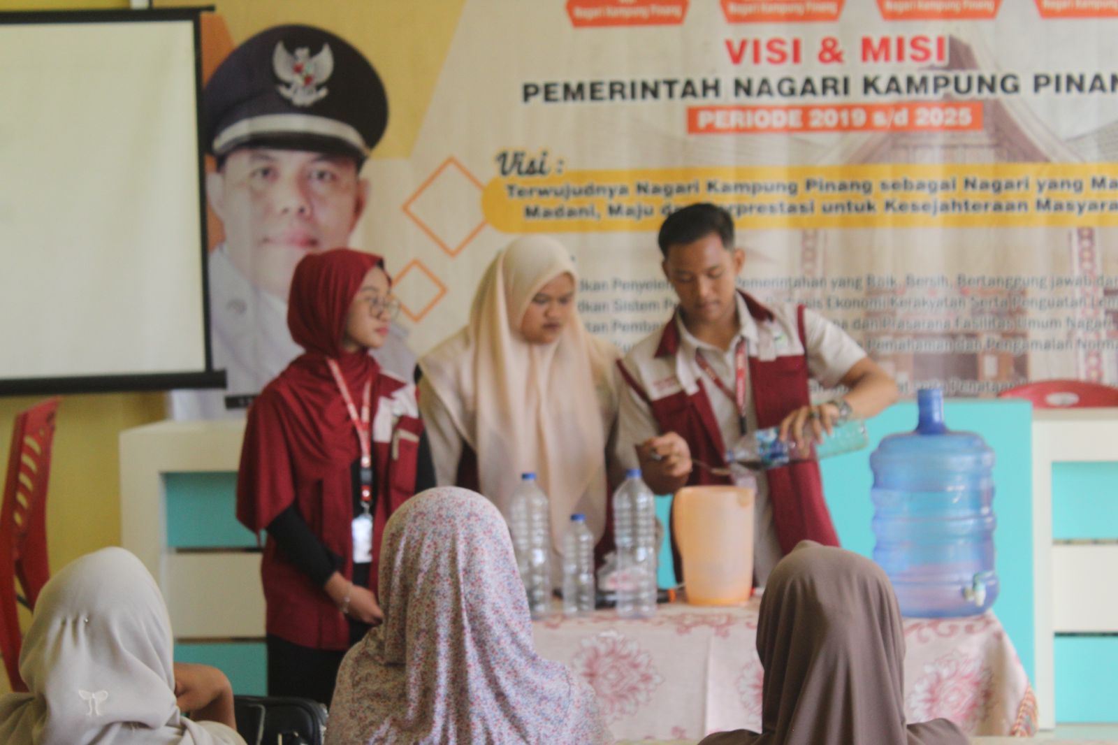 Sosialisasi PSB dan Microbacteria Oleh Mahasiswa KKN Universitas Andalas Kepada Kelompok Petani di Nagari Kampung Pinang